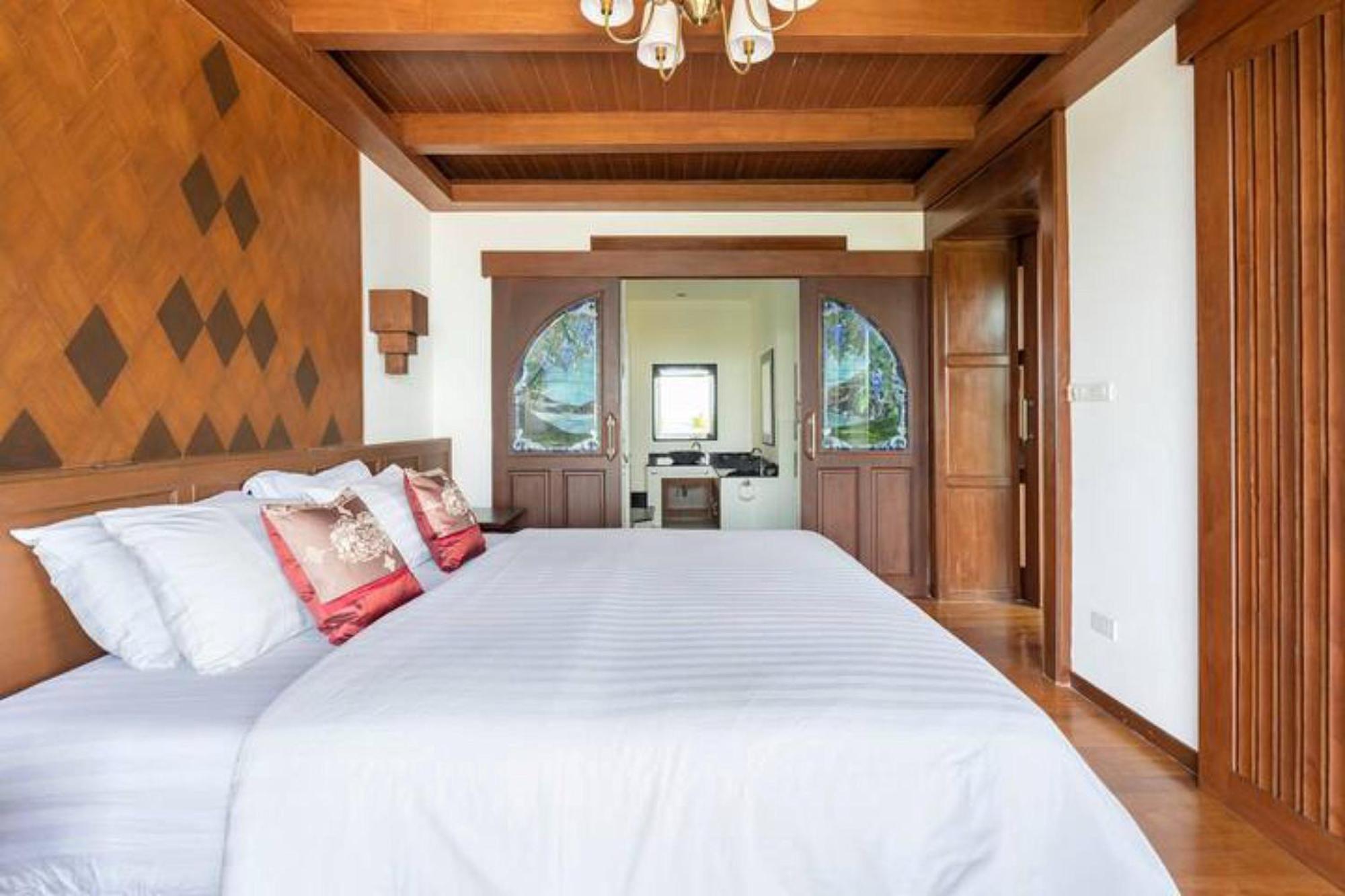 Thai Heritage Villa Melitta Bangrak Bohput, Beach, Pool, Seaviews, 6-Suite, Full Villa, Luxury, Aaa Location Koh Samui Exterior photo